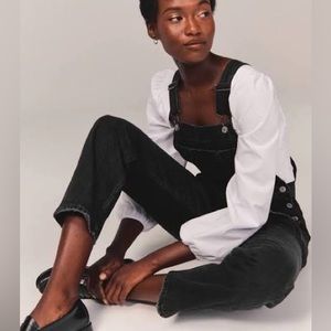 Abercrombie & Fitch black denim high-waist overalls | M